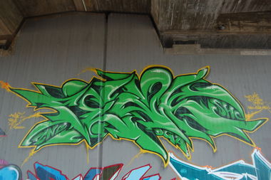 Graffiti Wall in Landau - Photo by peaks76 - peak7, peaks, shc (2010)