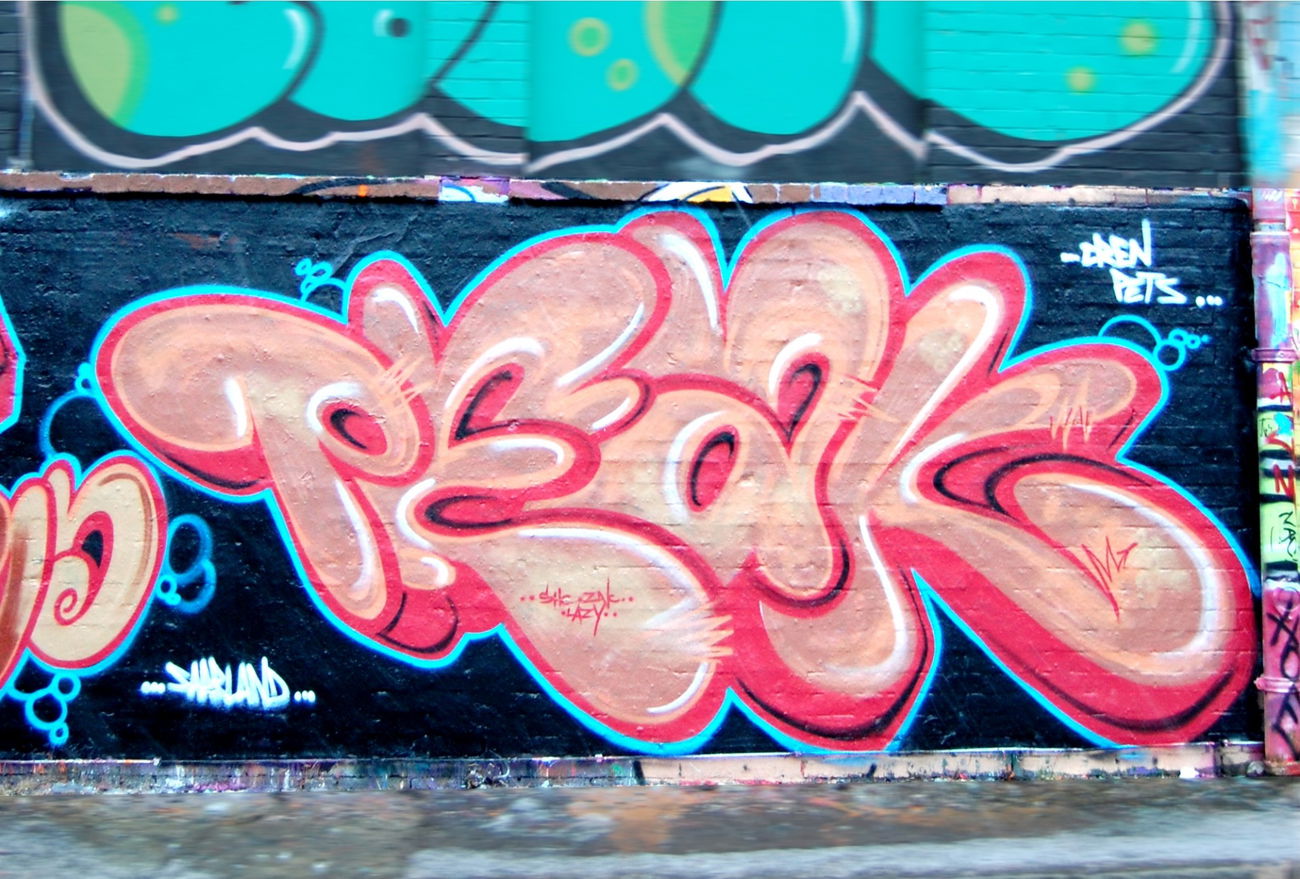 Graffiti Wall in Hannover - Photo by peaks76 - peak7 (2009)