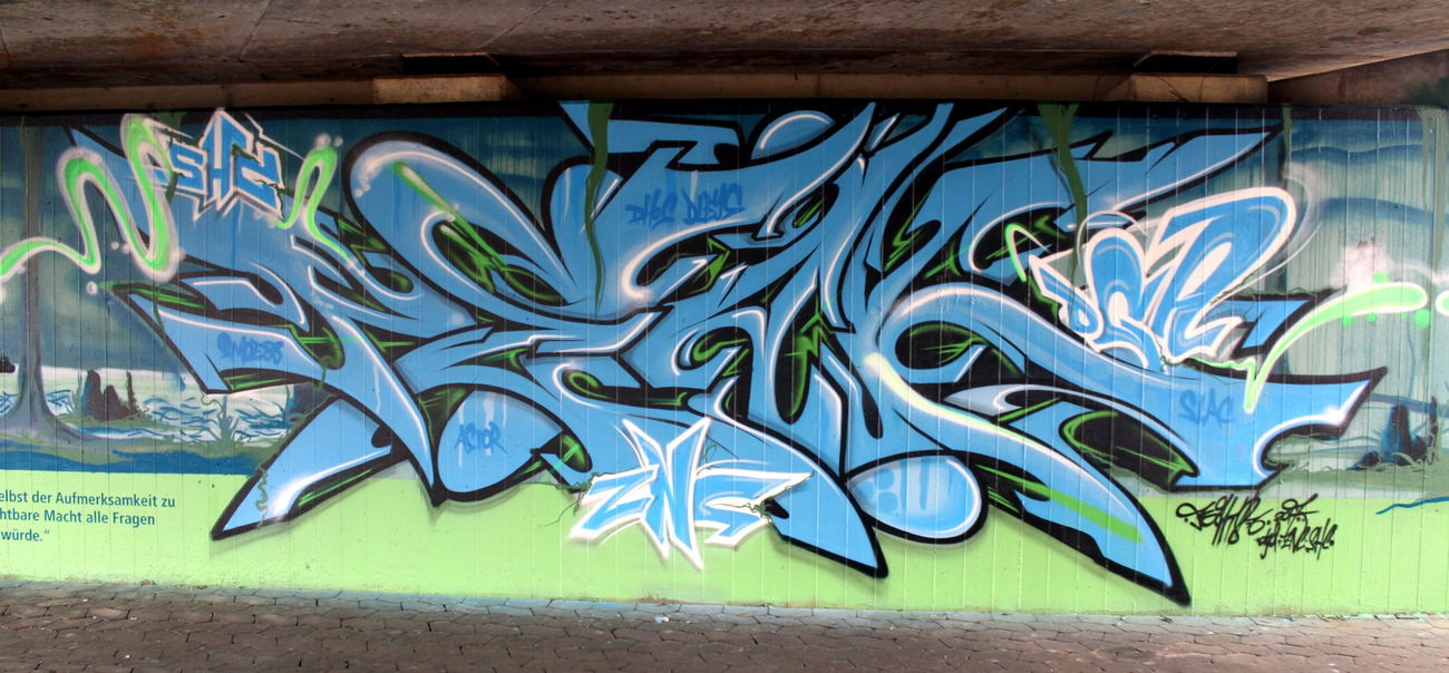 Graffiti in Homburg - Photo by peaks76 - peak, eras43, dga (2017)