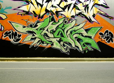 Graffiti Wall in Bochum - Photo by peaks76 - peak7, dga, shc (2009)