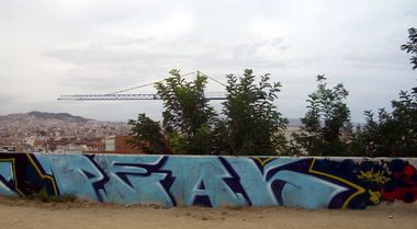 Graffiti Wall in Barcelona - Photo by peaks76 - peak7, peaks (2008)