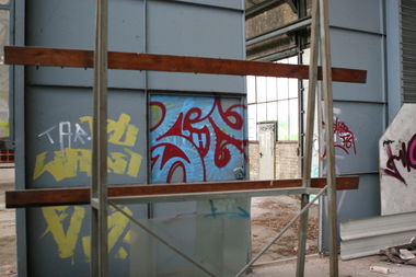 Graffiti Bombing in Gau bickelheim - Photo by peaks76 - shc (2010)
