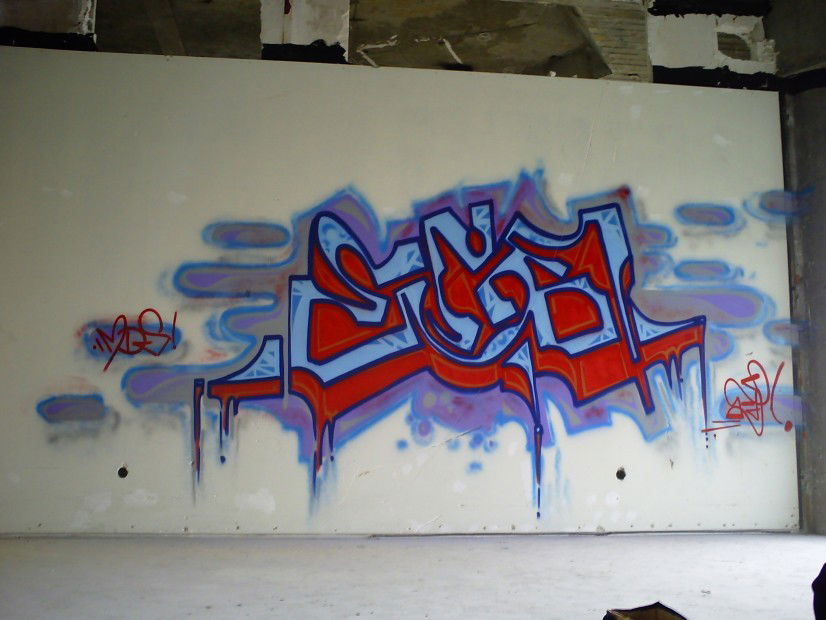 Graffiti Wall in Hamburg - Photo by peep - ega