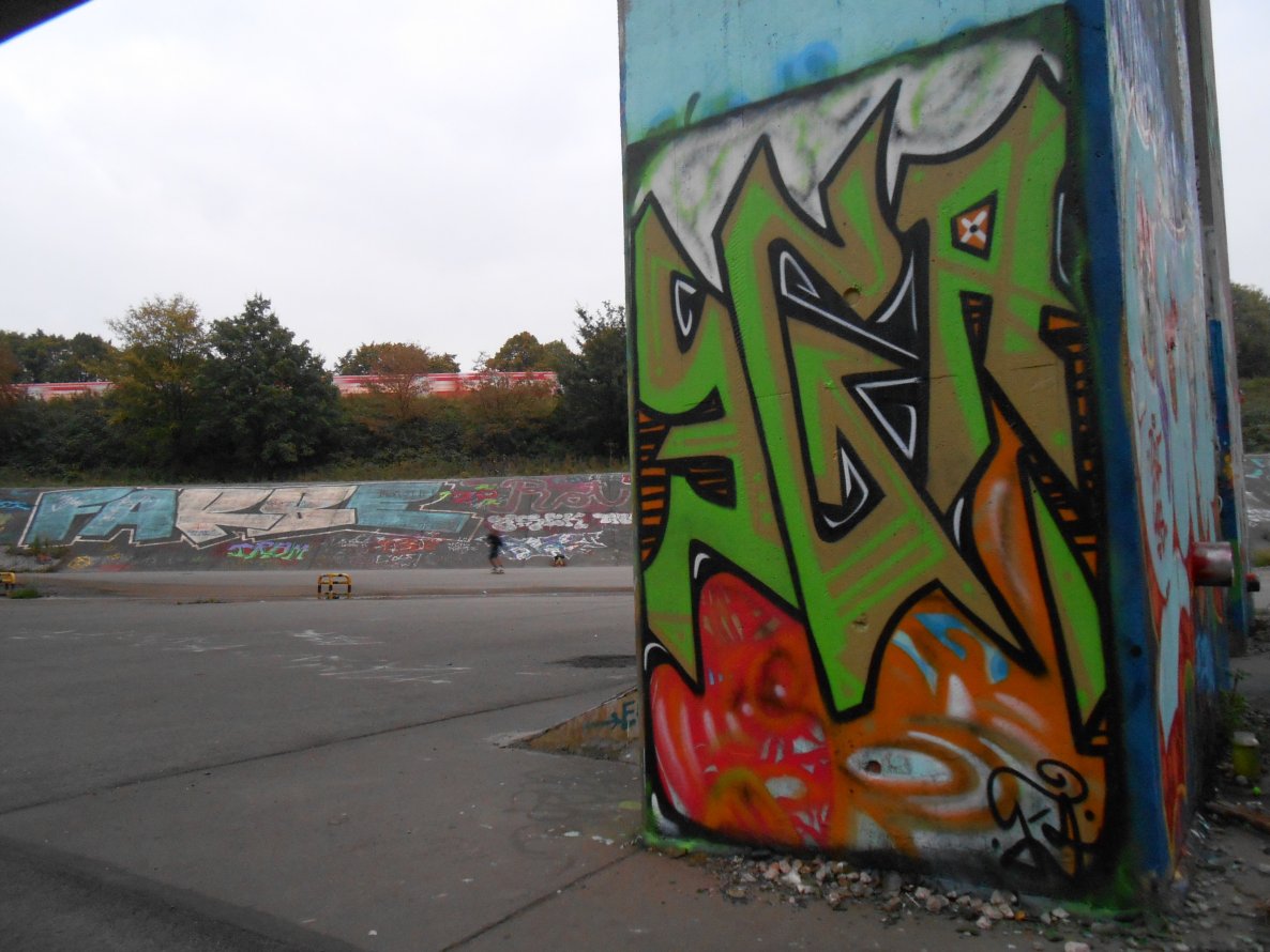 Graffiti Bombing in Hamburg - Photo by peep - ega, farbe