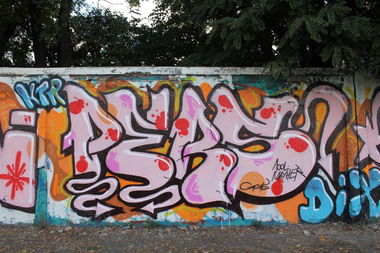 Graffiti Wall in Warsaw - Photo by personline - pers, ktr (2013)