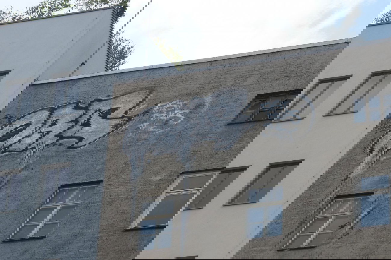 Graffiti Bombing in Leipzig - Photo by pewpew - org, fast, drips