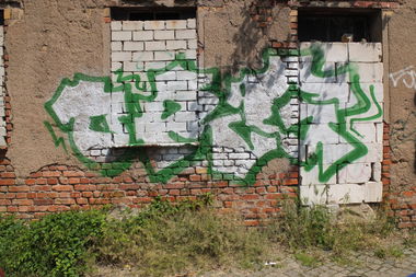 Graffiti Bombing in Leipzig - Photo by pewpew - org, leipzig