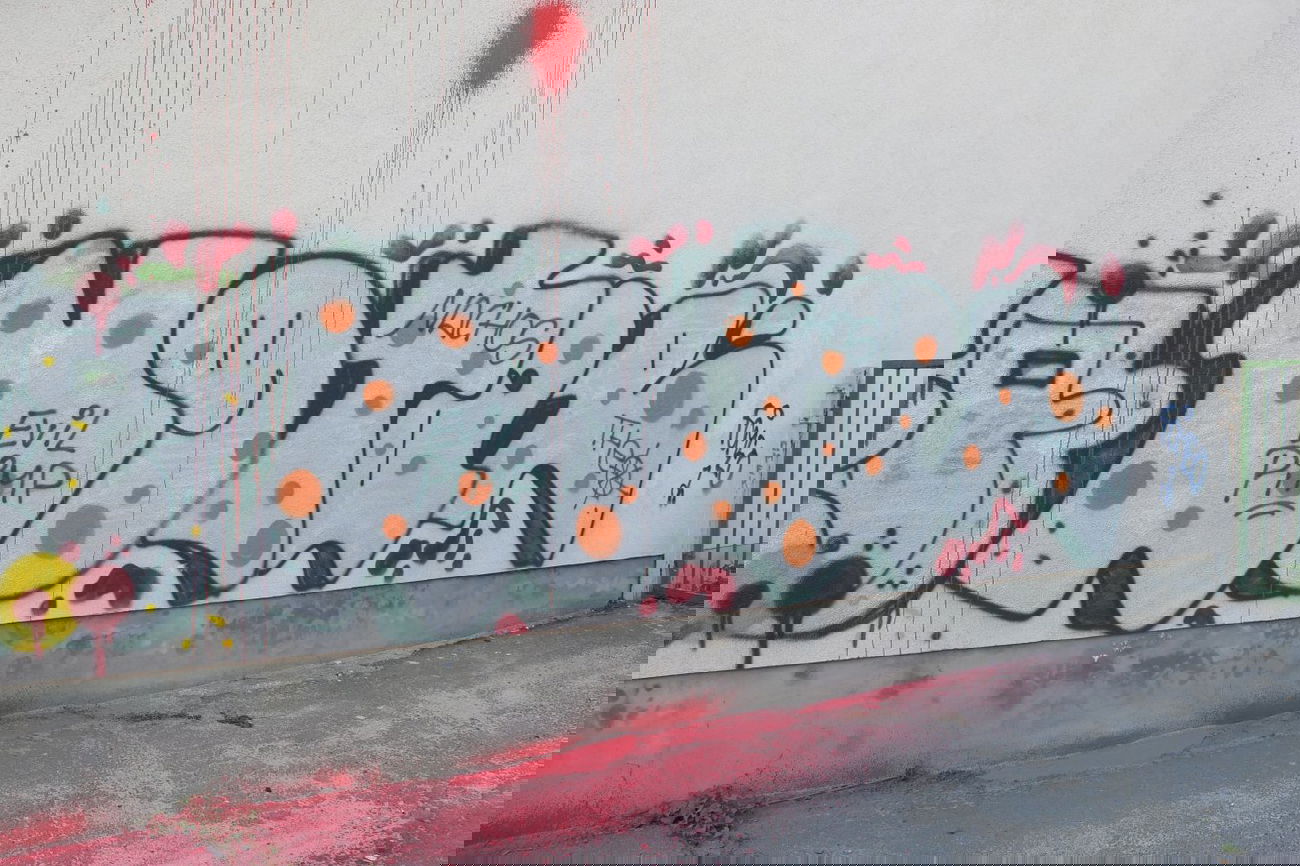 Graffiti Bombing in Leipzig - Photo by pewpew - notar, nachos, theo