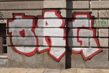 Graffiti Bombing in Leipzig - Photo by pewpew - org, leipzig