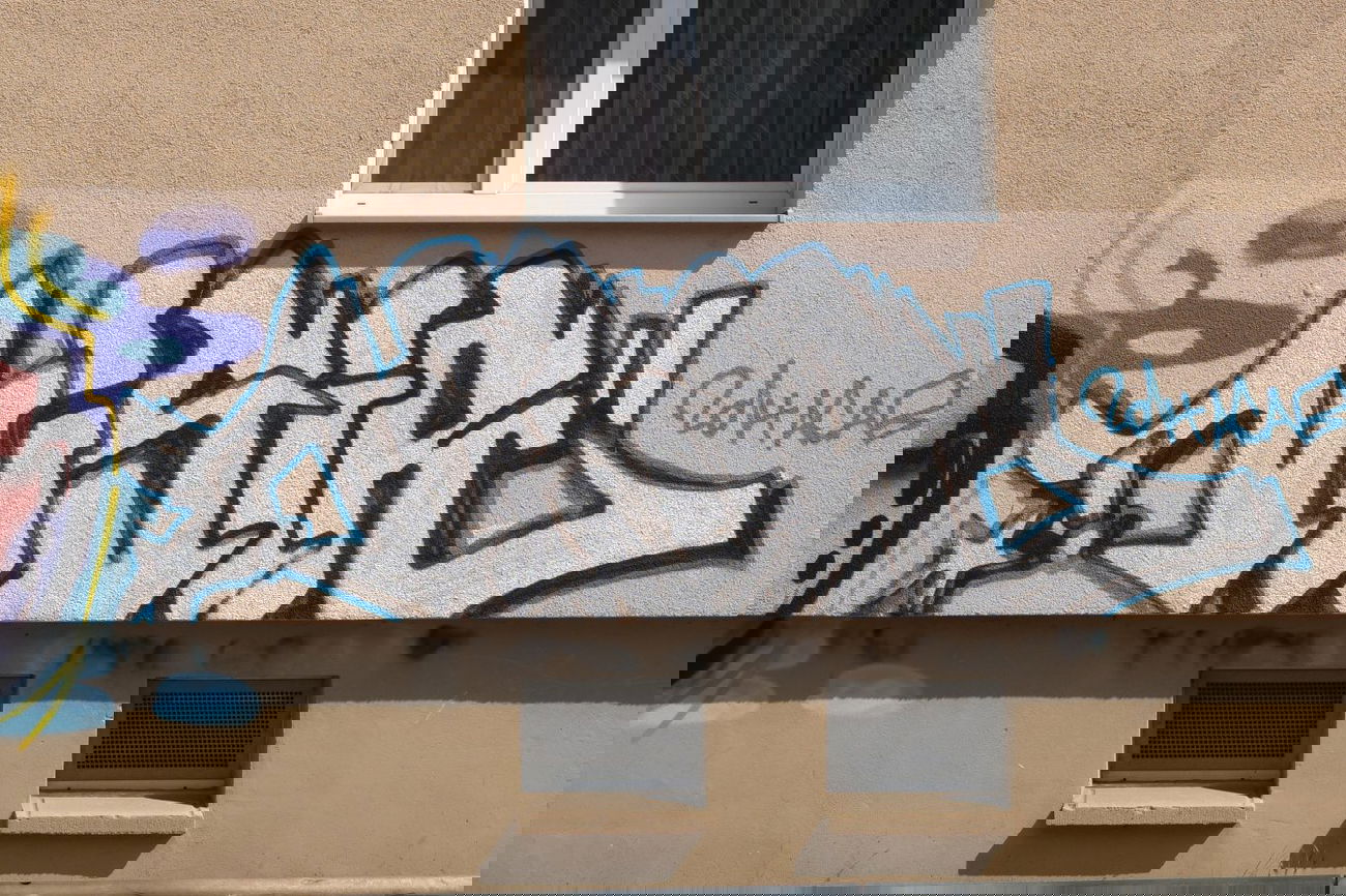 Graffiti Bombing in Leipzig - Photo by pewpew - visir, acab, leipzig (2014)