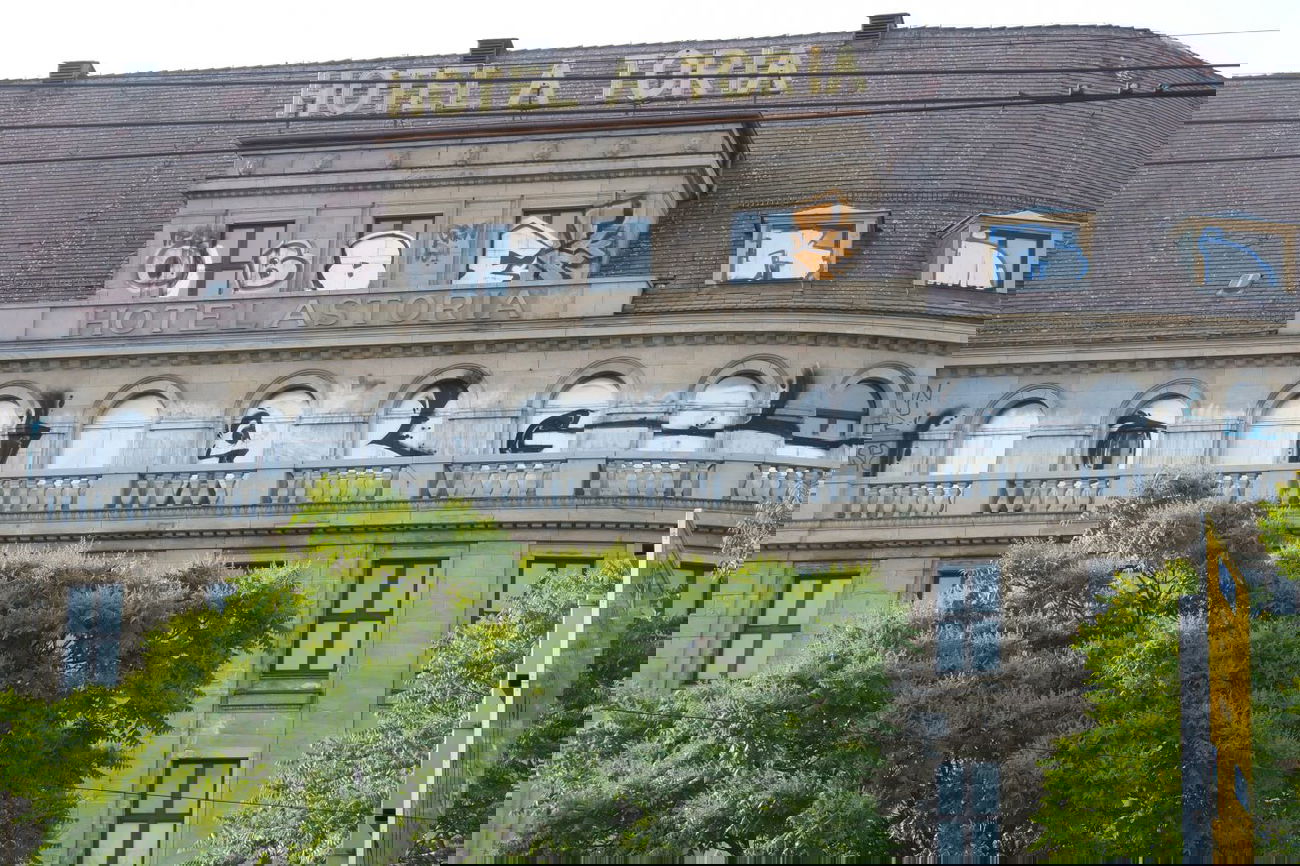 Graffiti Bombing in Leipzig - Photo by pewpew - org, leipzig