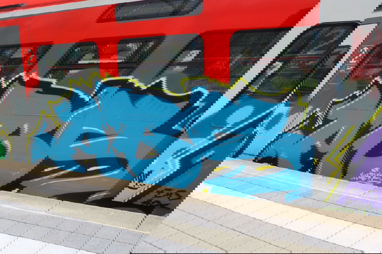 Graffiti Train in Hannover - Photo by pewpew - abs, alsoe (2014)