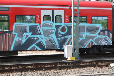Graffiti Train in Hannover - Photo by pewpew - cive, hih, hannover (2014)