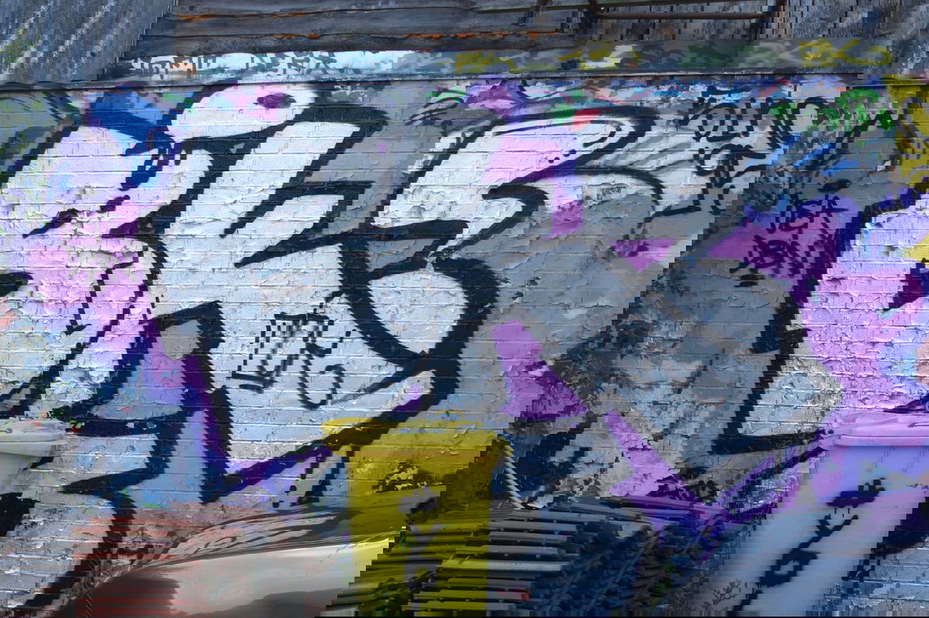 Graffiti Bombing in Hannover - Photo by pewpew - bk, tck, osa