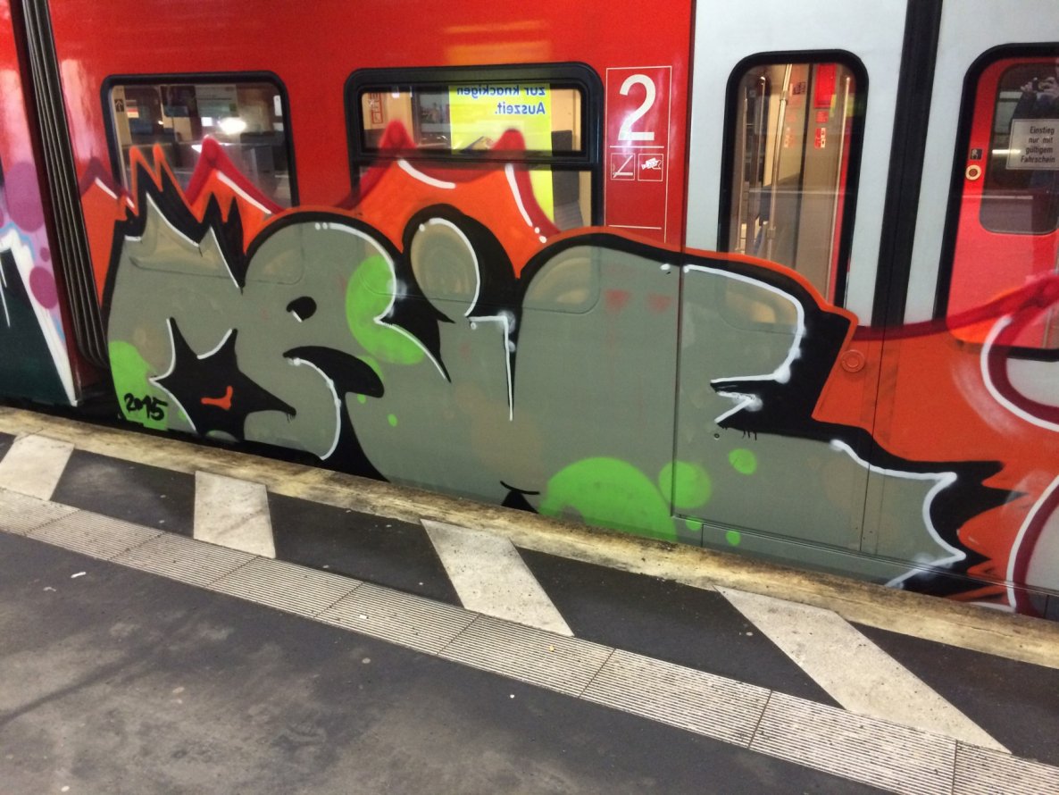 Graffiti Train in Hannover - Photo by pewpew - Erie, Hannover, Train (2015)
