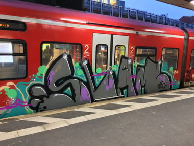 Graffiti Train in Hannover - Photo by pewpew - slam, alec, rip (2014)