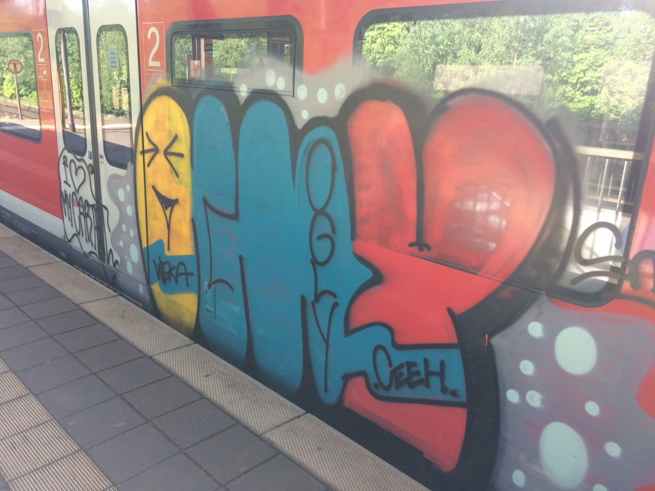 Graffiti Train in Hannover - Photo by pewpew - ogly, weka, ceeh (2016)
