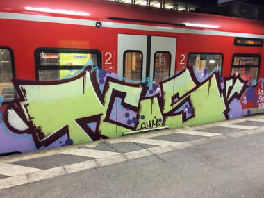 Graffiti Train in Hannover - Photo by pewpew - Tcs, loui, ekoe (2015)