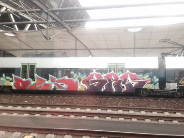 Graffiti Train - Photo by pewpew (2015)