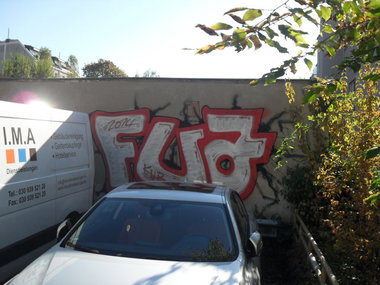 Graffiti Wall - Photo by pfeife