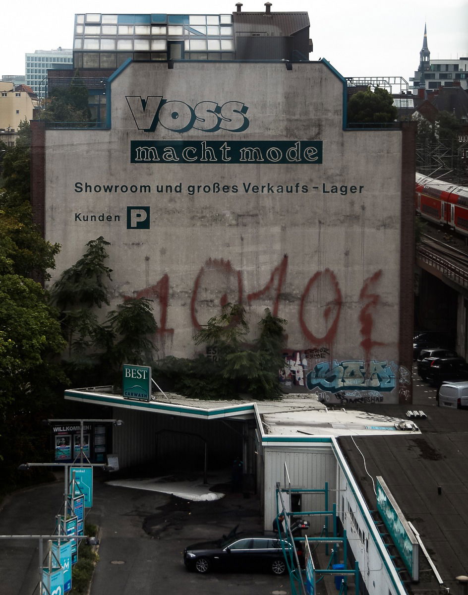 Graffiti Bombing - Photo by pilotpirx - hamburg, germany, urban