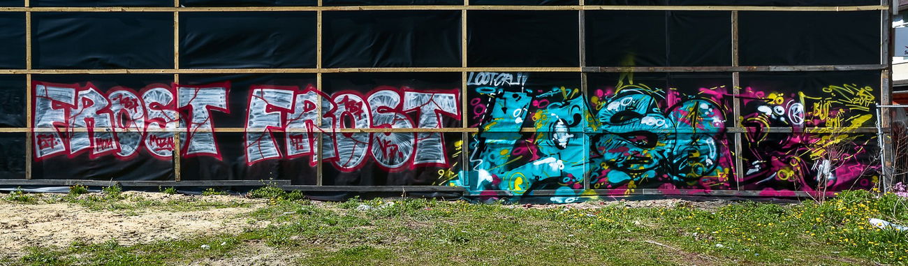 Graffiti Bombing - Photo by pilotpirx - frost, hamburg, germany (2017)