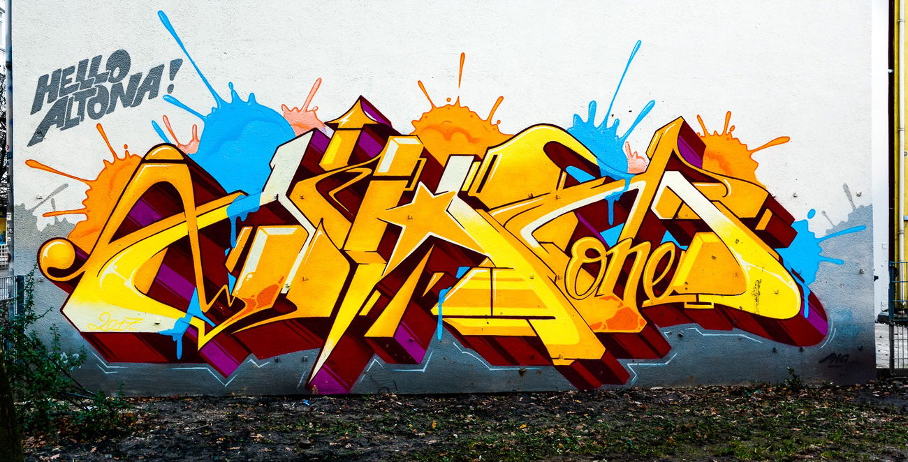 Graffiti Wall - Photo by pilotpirx - mrohmone, mr, ohm