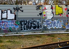 Graffiti Bombing - Photo by pilotpirx - bhccrew, bhc, frost