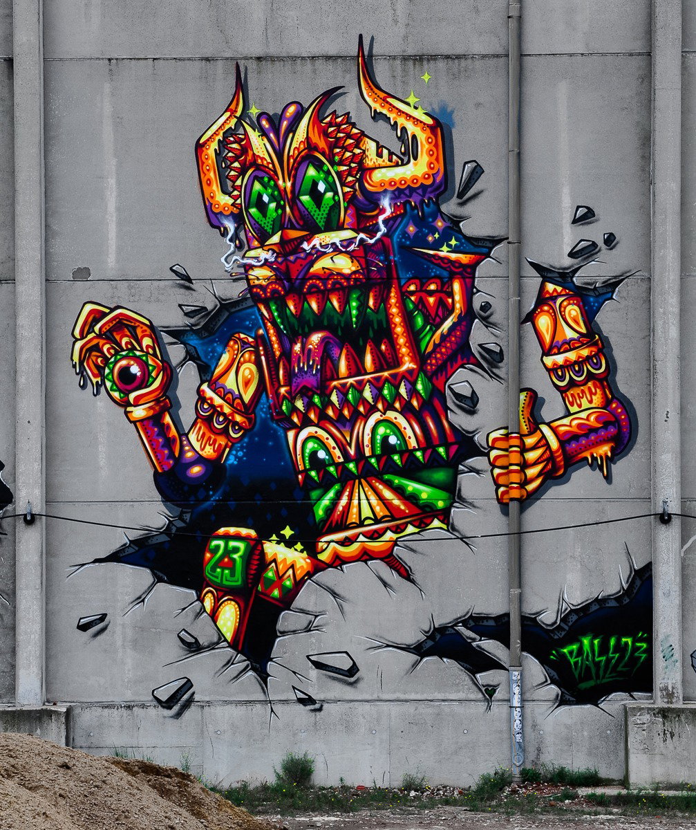 Graffiti Wall - Photo by pilotpirx - base23, hamburg, germany