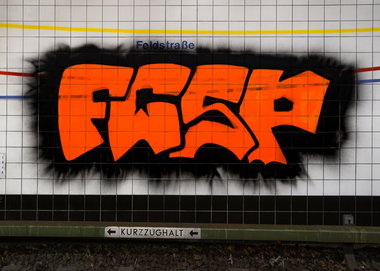 Graffiti Wall - Photo by pilotpirx - fcsp, hamburg, germany