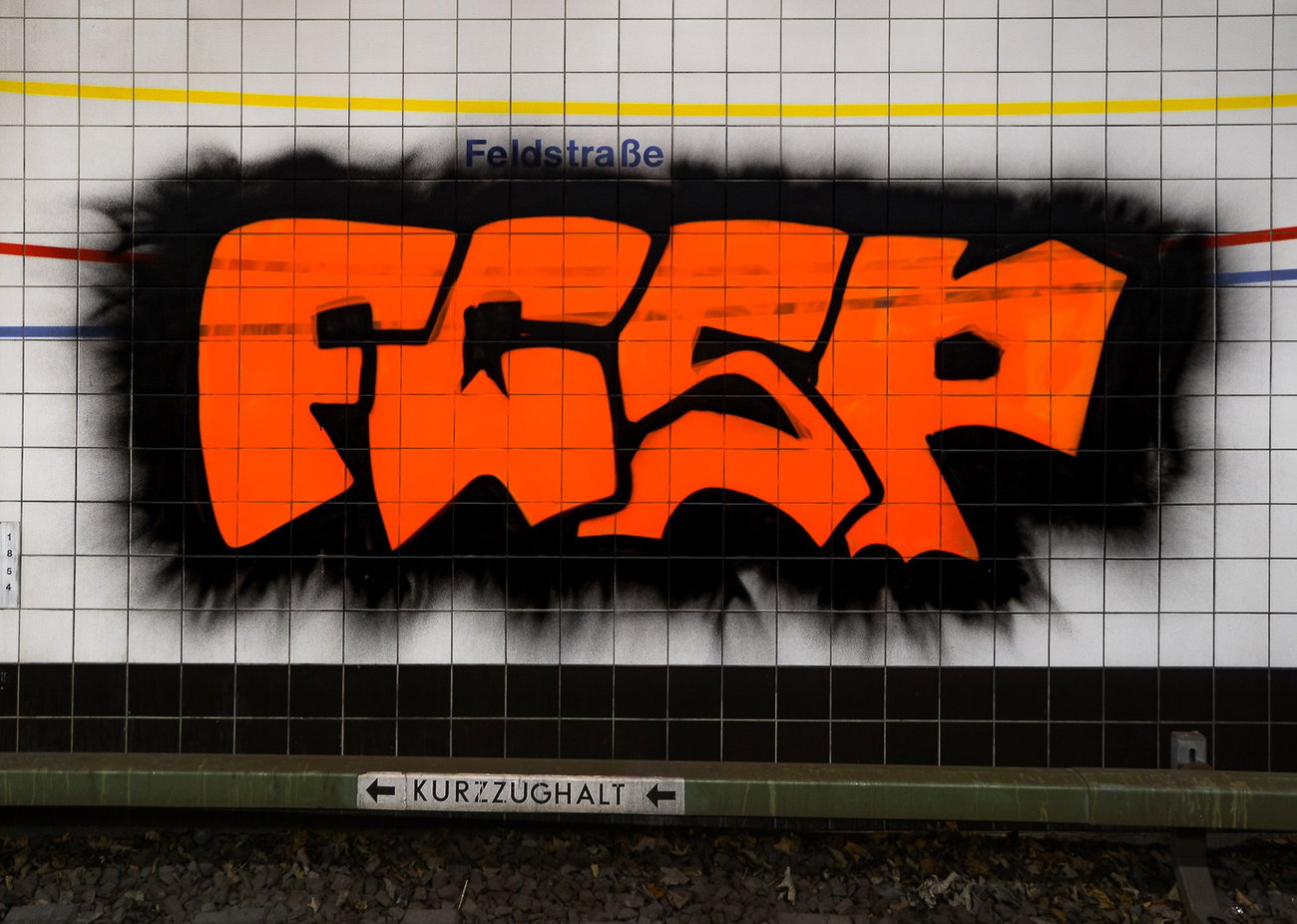 Graffiti Wall - Photo by pilotpirx - fcsp, hamburg, germany