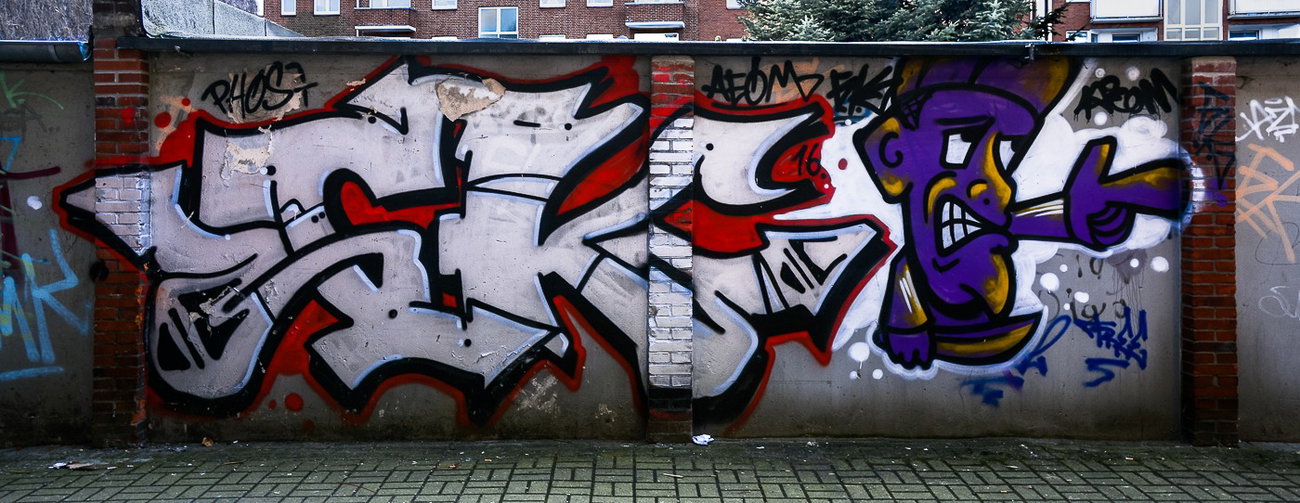 Graffiti Wall - Photo by pilotpirx - hamburg, germany, urban