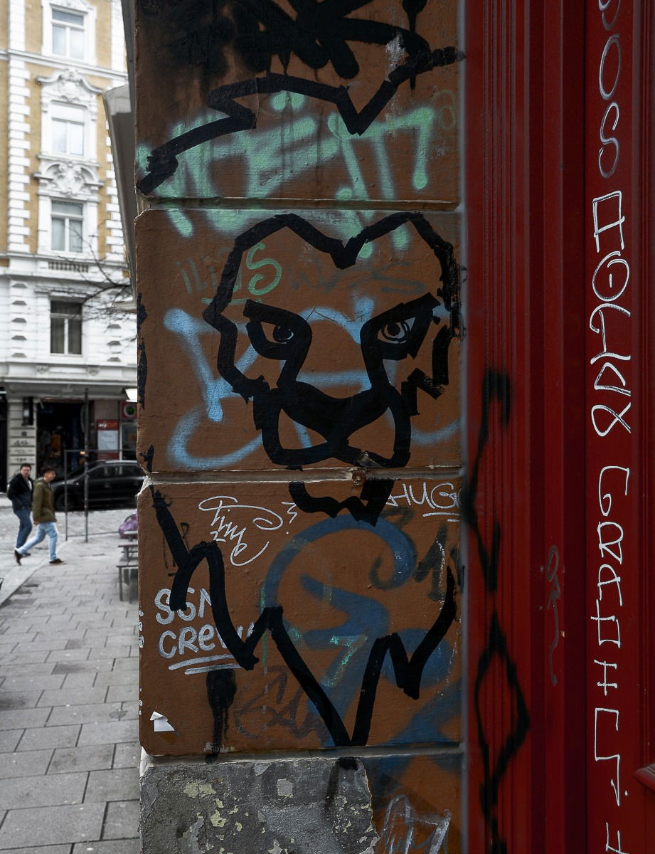 Graffiti Street Art - Photo by pilotpirx - hamburg, germany, urban