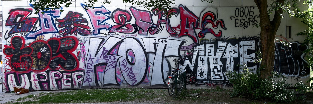 Graffiti Wall - Photo by pilotpirx - hamburg, germany, urban
