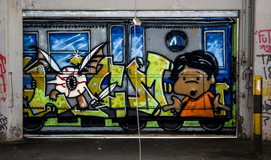 Graffiti Train - Photo by pilotpirx - locmo, hamburg, germany