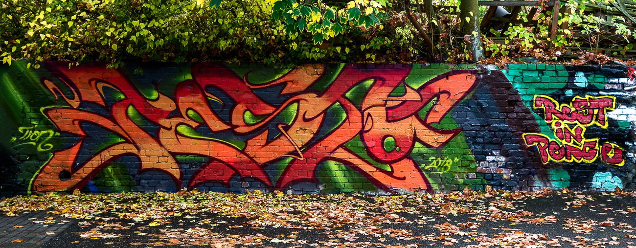 Graffiti Wall - Photo by pilotpirx - hamburg, germany, urban