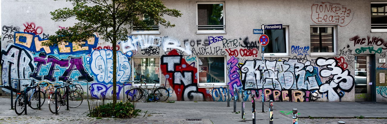 Graffiti Bombing - Photo by pilotpirx - hamburg, germany, urban (2018)