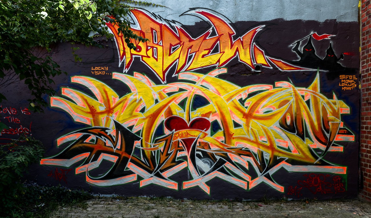 Graffiti Wall - Photo by pilotpirx - hamburg, germany, urban