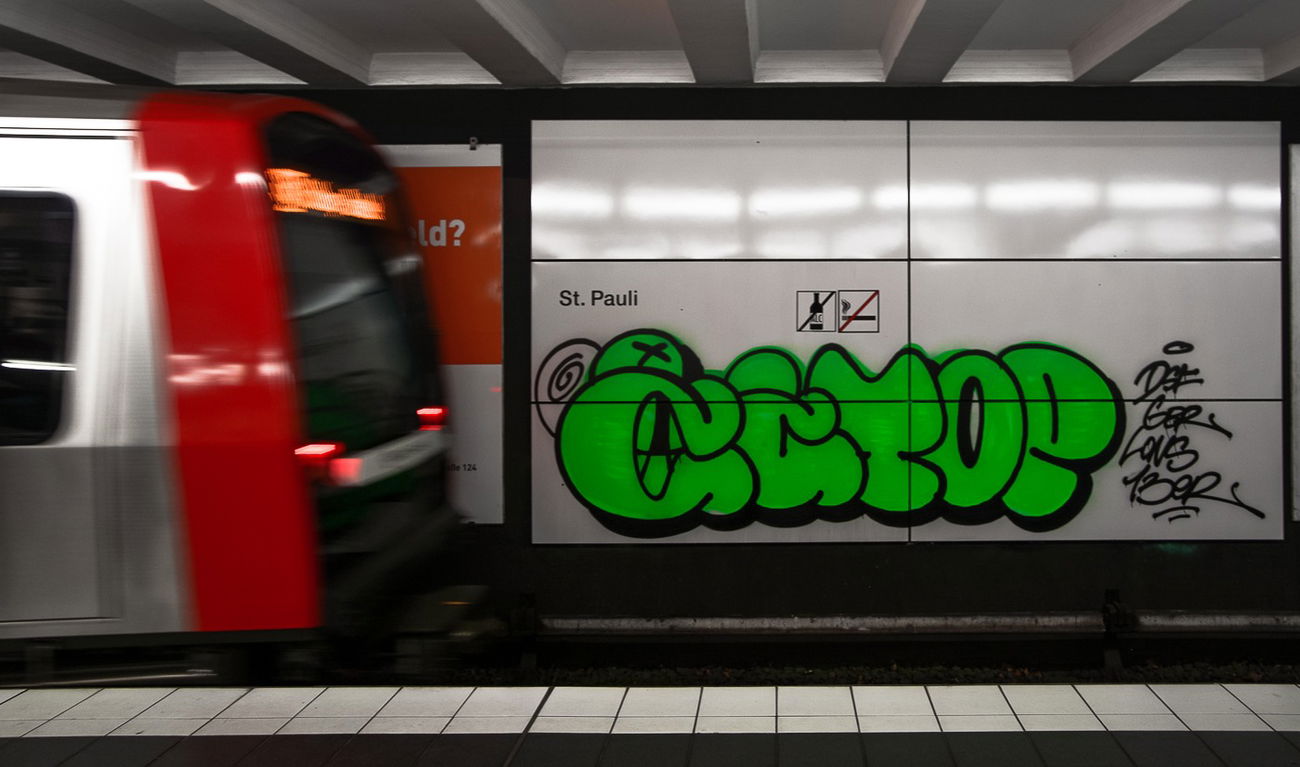 Graffiti Bombing - Photo by pilotpirx - hamburg, germany, graffiti (2017)