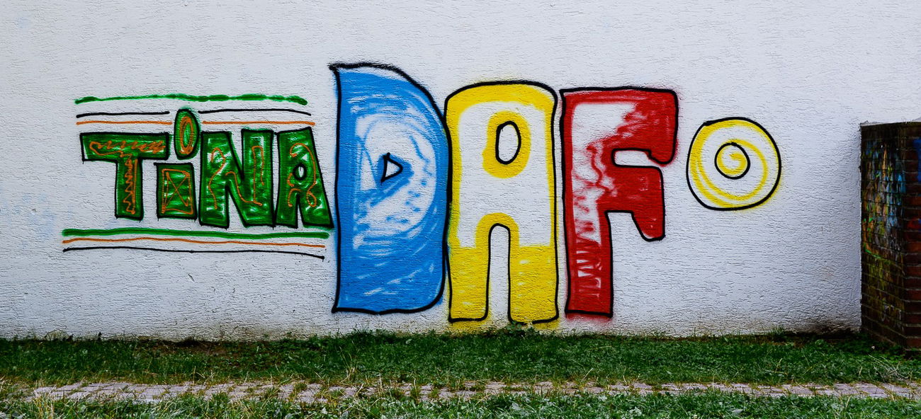 Graffiti Bombing - Photo by pilotpirx - hamburg, germany, urban