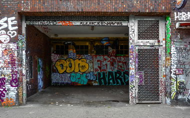 Graffiti Bombing - Photo by pilotpirx - hamburg, germany, urban