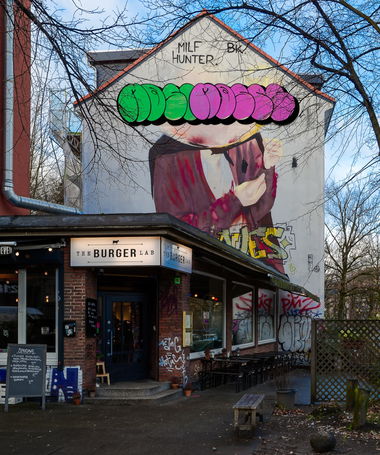 Graffiti Bombing - Photo by pilotpirx - hamburg, germany, urban