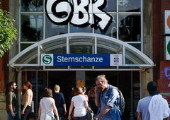 Graffiti Wall - Photo by pilotpirx - hamburg, germany, urban