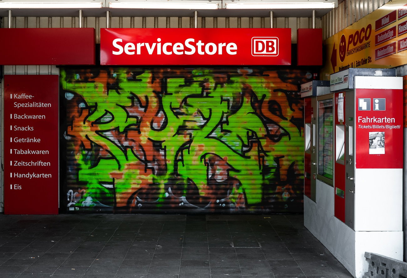 Graffiti Wall - Photo by pilotpirx - hamburg, germany, urban