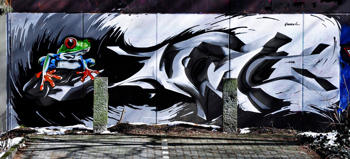 Graffiti Wall - Photo by pilotpirx - gucci, hamburg, germany