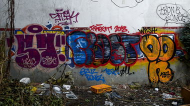 Graffiti Bombing - Photo by pilotpirx - 57, frost, don (2018)