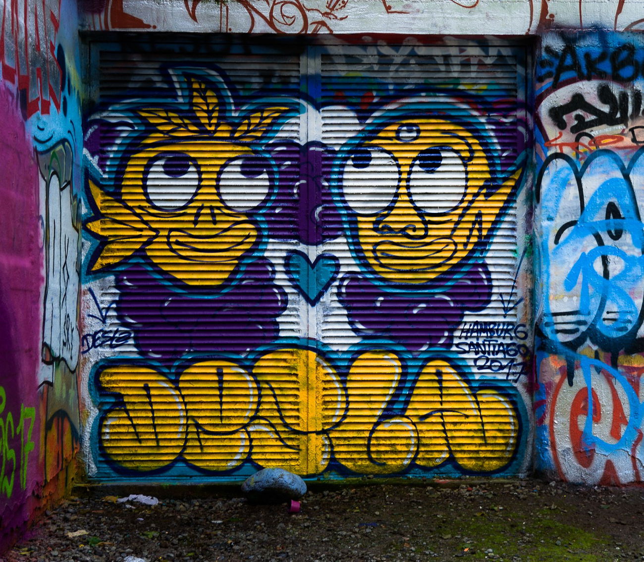 Graffiti Bombing - Photo by pilotpirx - character, hamburg, germany (2017)