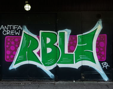 Graffiti Bombing - Photo by pilotpirx - hamburg, germany, urban