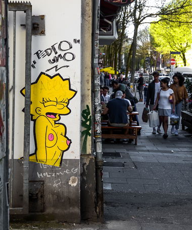 Graffiti Street Art - Photo by pilotpirx - hamburg, germany, lisa