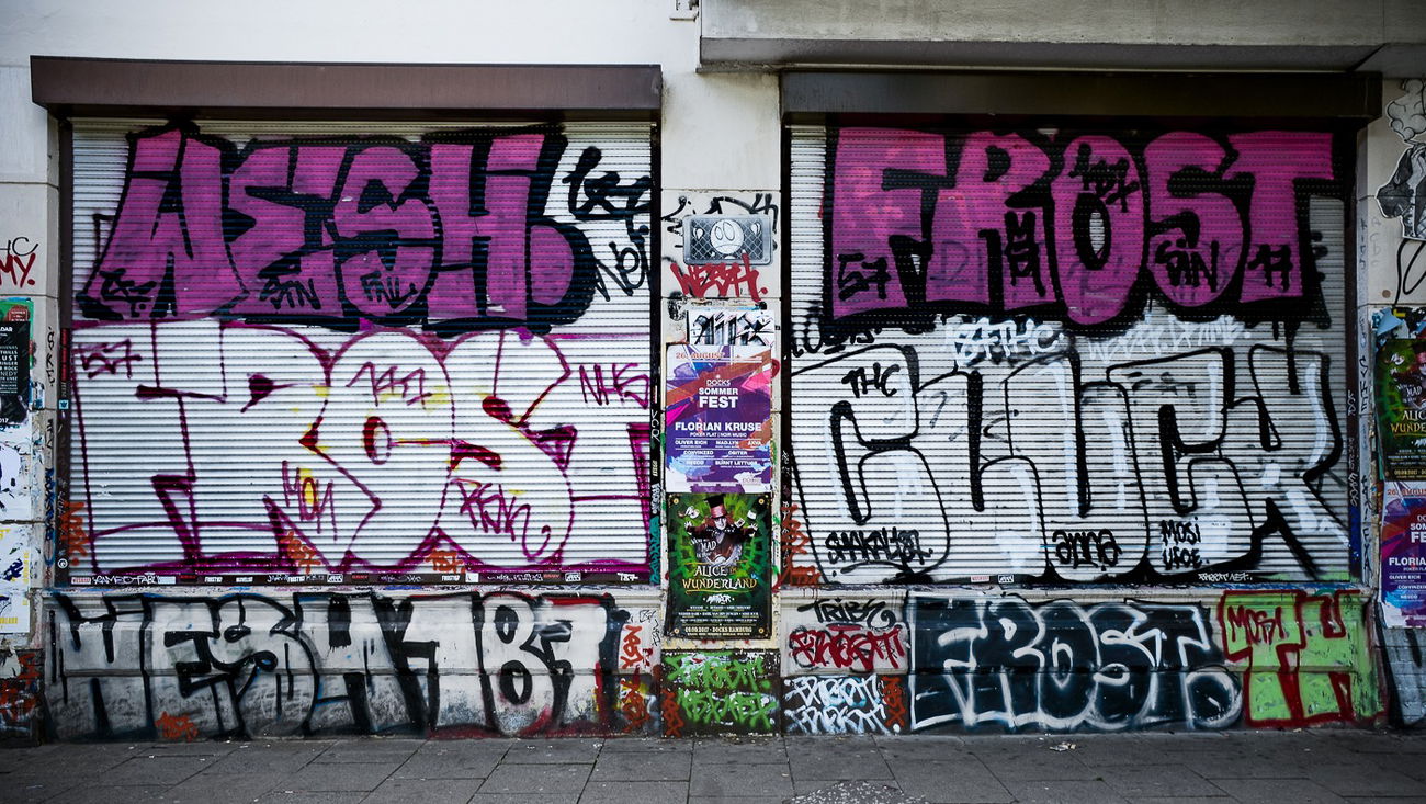 Graffiti Bombing - Photo by pilotpirx - hamburg, germany, urban